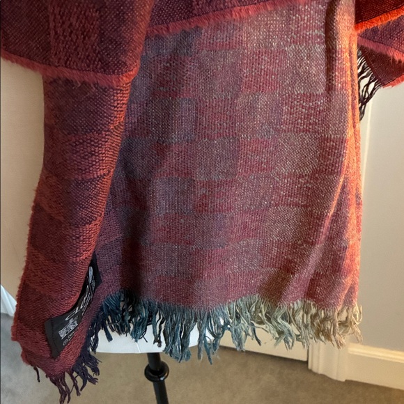 Cleo Ombré Wool Shawl - Picture 4 of 7